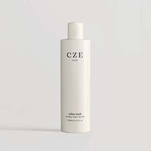Giftware: CZE Hair Refine Wash