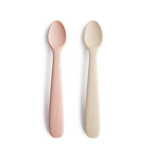 Mushie: Silicone Feeding Spoons 2-Pack - Blush/Shifting Sand