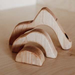 The Woodlands Toys: Natural Mountains