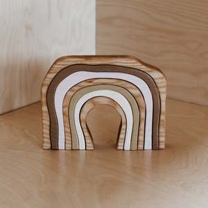 The Woodlands Toys: Rainbow - Hark