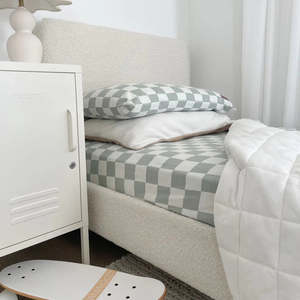 Bedding Linen: JERSEY COTTON SHEET - SAGE GINGHAM