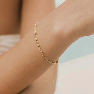 Products: Palermo Figaro Bracelet - Gold