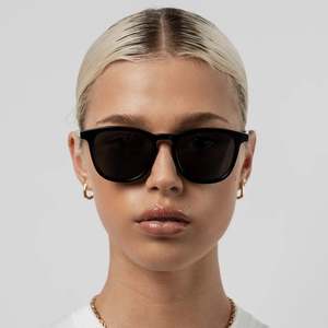 Isle Of Eden: Louis-Philippe - Black