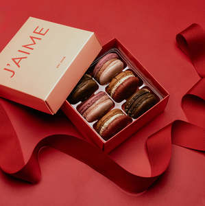 Boxed Macarons: Christmas Collection - Box of 6