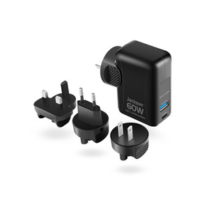 Move Worldwide 60W USB Adaptor + Carry Case