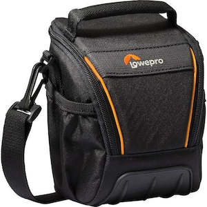 Lowepro Adventura Sh 100 Ii Black  Camera Bag