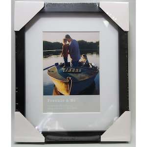 Frankie and Me Border Black 5x7