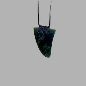 Te Wahi Pounamu Niho / Tooth