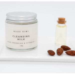 Beauty Accessories: Nude Kiwi Cleansing Milk