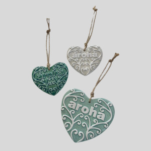 Te Reo: Aroha Koru Ceramic Heart