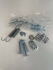 Handbrake Shoe Spring Fitting Kit