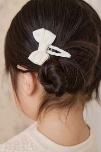 Hair Accessories: Nylah Clip-Parchment