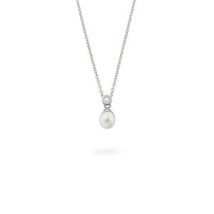Necklaces: Sterling Silver 7mm White Fresh Water Pearl & CZ Pendent