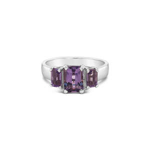 Rings: Sterling Silver 3 Stone Amethyst Dress Ring