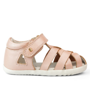 Casual Toddler: Bobux Su Tropicana II Seashell Shimmer