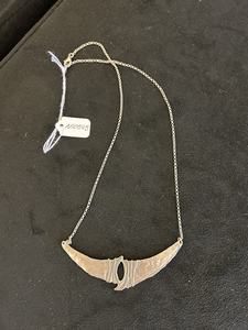 Jewellry: Abstract Silver Necklace