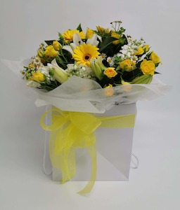 Lemon Honey Poise Bouquet - Jan Maree Flowers