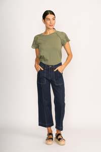 Memo: T SHIRT BRODERIE SLEEVE Sage