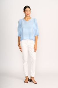 Memo: TOP - VOLUME SLV V-NECK Sky Check