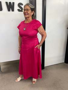 Foil: FESTIVAL EVENT DRESS Pink