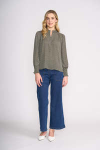 Foil: ZIPPED UP BLOUSE Line Work