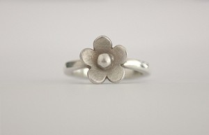 Products: Pure Silver Thin Band Flower Ring