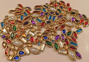 Coloured Metal Threads: Embelishment Packs - Kundan Stones