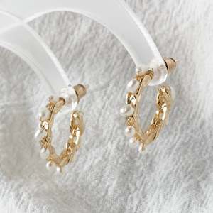 New Arrivals: Pearl Earring #217