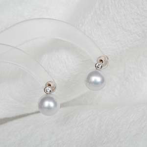 New Arrivals: Pearl Earring #212