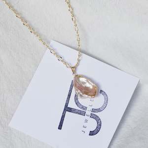 Pearl Necklace #129