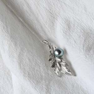 Tahitian Pearl Necklace & Brooch #117