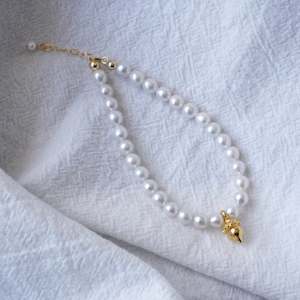 Bracelets: Pearl Bracelet #87