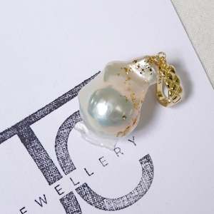 Accessories: Pearl Charm #2