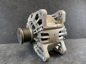 Genuine Alternator RENAULT CLIO 4 Megane 231007842R