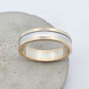 Wedding Rings: Valliant Band