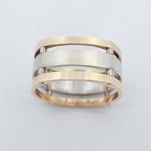 Wedding And Dress Rings For Him: Inner Compass