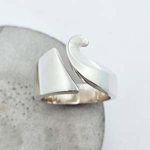 Gold Rings: Ocean Wave