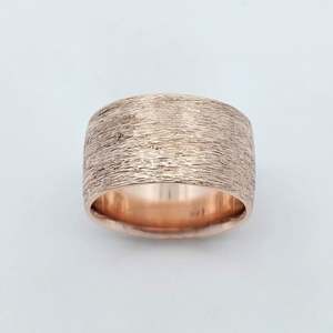 Gold Rings: Rosé All Day