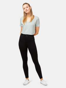 Women Collection Main: Freeform Skinny Jeans WLC-10486-01R