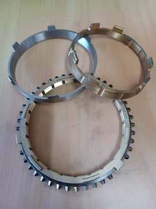 ISUZU: MZW6P 3P AMK SYNCHRO SET
(Can use: 61519)