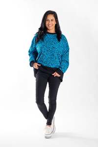 Sweatshirt: Bella Sweatshirt Blue Leopard