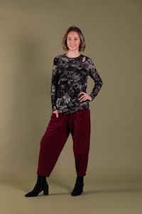 Cut Shoulder Skin Top Wild Fever