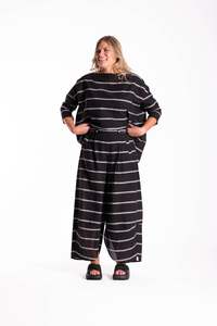 Pants Deeanne Hobbs: Apartmento Pants Inky Stripe