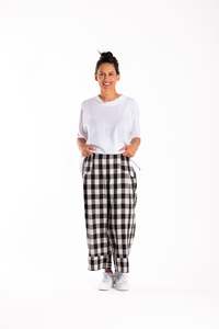 Pants Jellicoe: Capri Pants Black Chq
