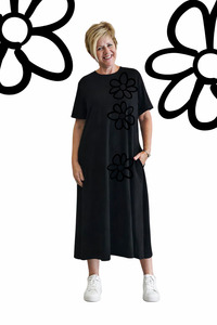 Studio Dress - Black Daisy