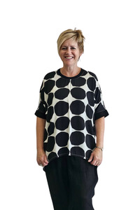 New Arrivals: Spot on - Relax Tee