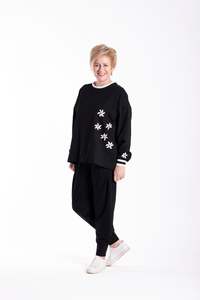 Bella Sweatshirt Edge of Spring