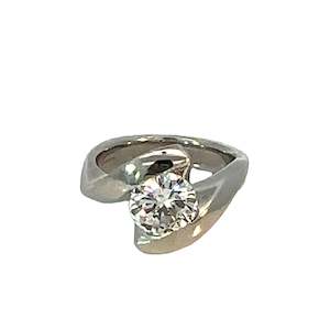 Jewellery Recently Sold: Modern Diamond Solitaire Ring
