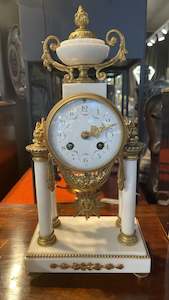 Pre Loved Homeware: Antique Mantle Clock