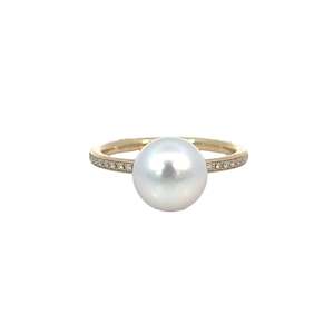 South Sea Pearl Diamond Ring in 18ct Yellow Gold - 9.0mm
